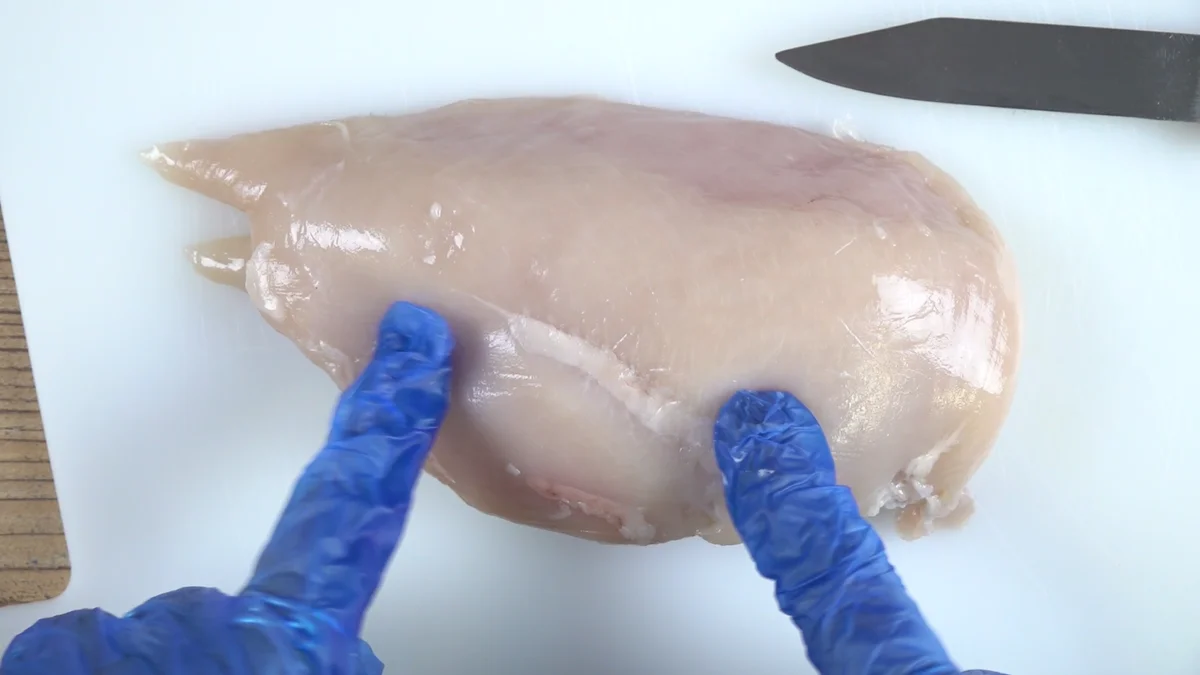 Alerta alimentaria: detectan Salmonella en pollo de España y ordenan su retirada urgente de los supermercados