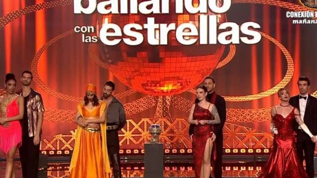 Athenea Pérez, Adrián Lastra, María Isabel y Bruno Vila en la final de 'Bailando con las estrellas'