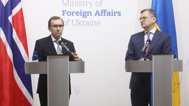 Ucrania.- Noruega entrega a Ucrania cazas F-16 y reconoce que ninguno de sus socios está haciendo "lo suficiente"