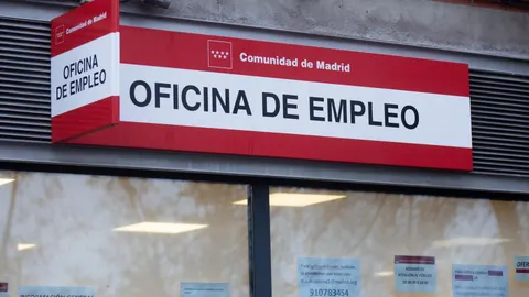 Economía.- Casi dos de cada tres vacantes del SEPE para ensamblador y mecánico de equipos eléctricos, sin cubrir