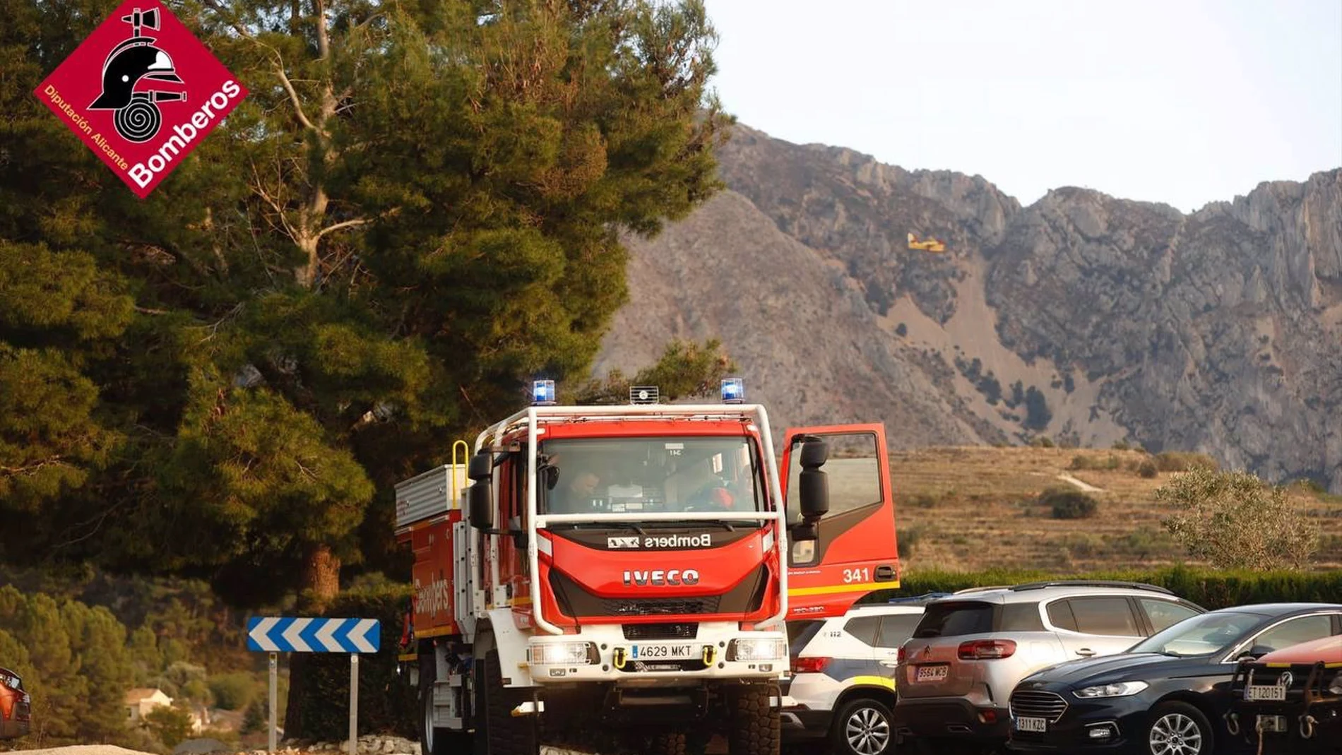 Incendios.- Estabilizado el incendio forestal de Tàrbena (Alicante) y los evacuados pueden regresar a sus casas