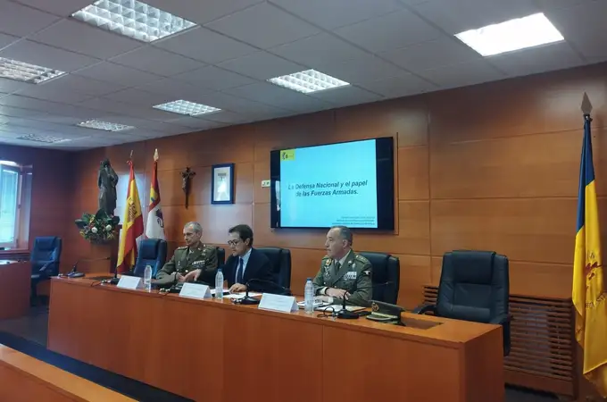 El papel de las Fuerzas Armadas en la defensa de la soberanía de España, a debate en la UCAV