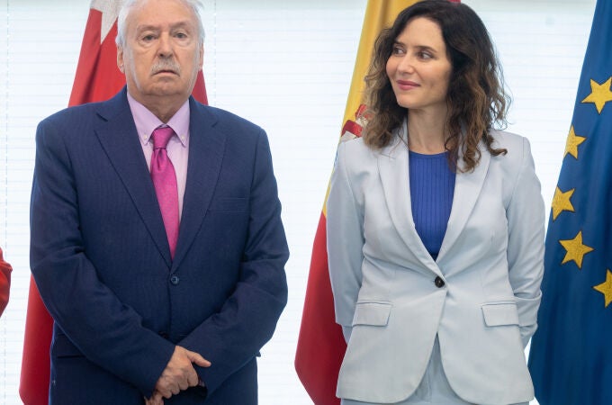 Ayuso asiste a la toma de posesión del presidente de la Cámara de Cuentas, Joaquín Leguina