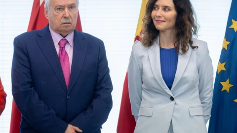 Ayuso asiste a la toma de posesión del presidente de la Cámara de Cuentas, Joaquín Leguina