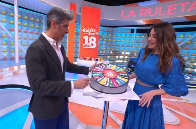 Jorge y Laura, toman pastel de ruleta