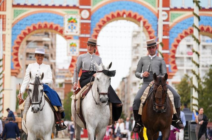 Ambiente el viernes de Feria de Abril de Sevilla 2024