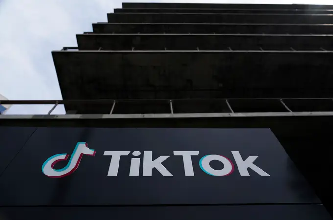 La UE amenaza con suspender TikTok Lite en España y Francia ante el riesgo de adicción en menores