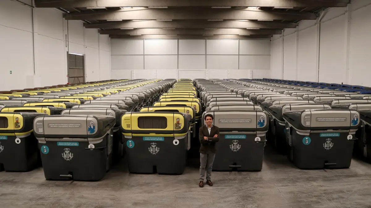 Valencia renueva el parque de contenedores de residuos con 10.000 nuevas unidades