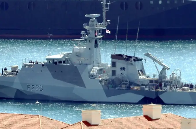 Llega a Gibraltar un buque inglés dedicado a combatir el narcotráfico en el Caribe