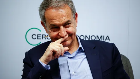 Zapatero presenta en Barcelona su nuevo libro ‘Crónica de la España que dialoga’