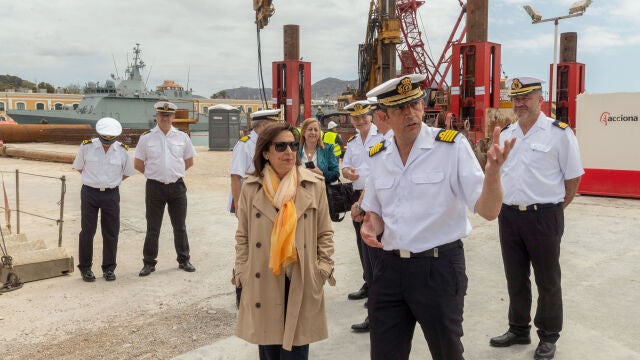 Margarita Robles visita Arsenal de Cartagena