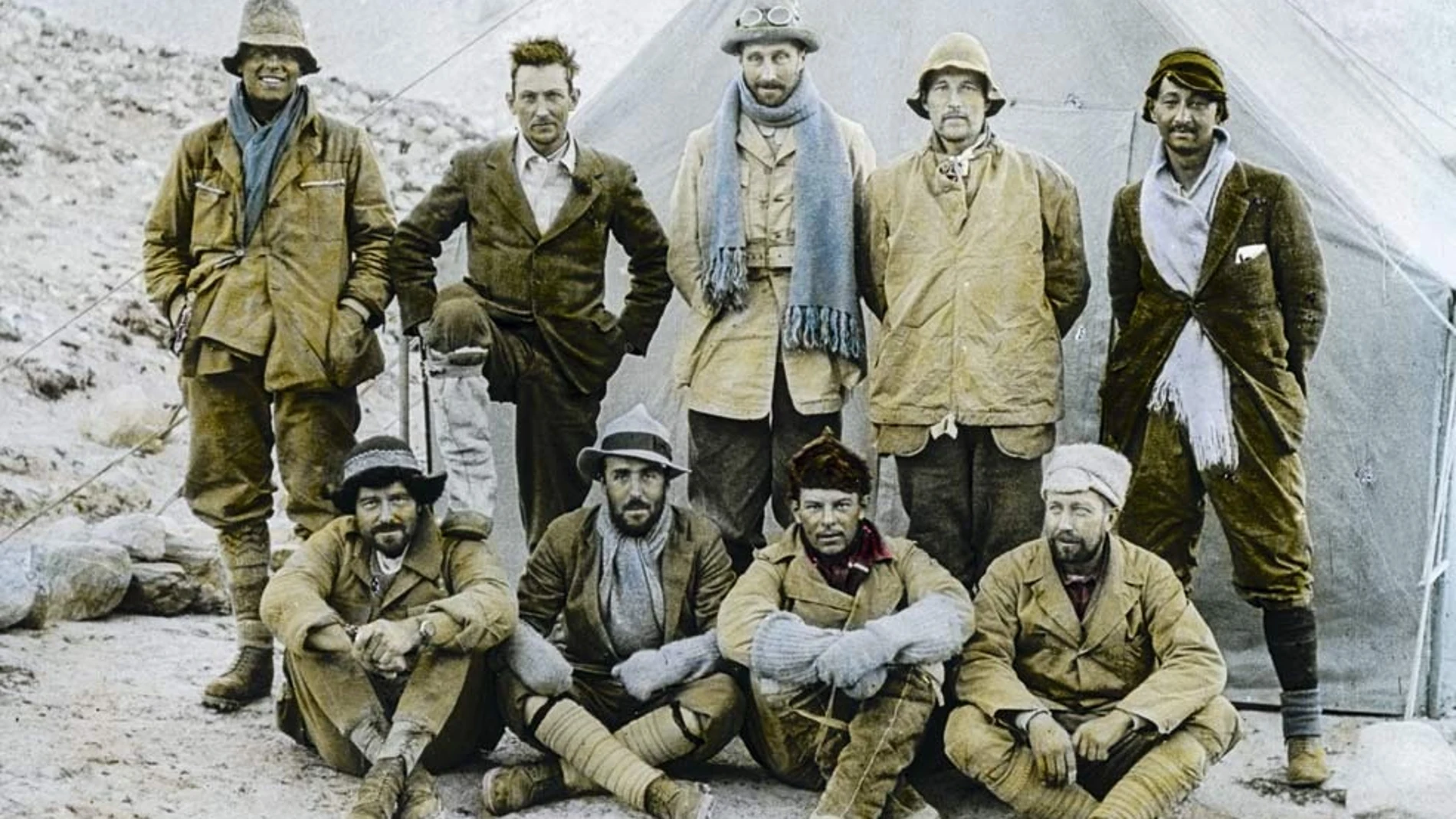 Salen a la luz las cartas de amor de un explorador que murió intentado escalar el Everest
