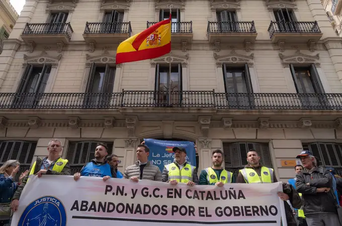 La Policía Nacional protesta en Barcelona: 