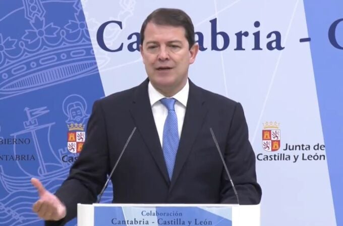 Mañueco durante su intervención el pasado viernes tras el acuerdo con Cantabria