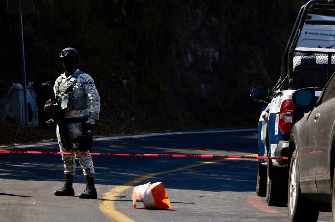 Al menos 14 muertos deja accidente de autobús en el centro de México