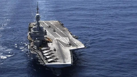 El portaaviones francés Charles de Gaulle
