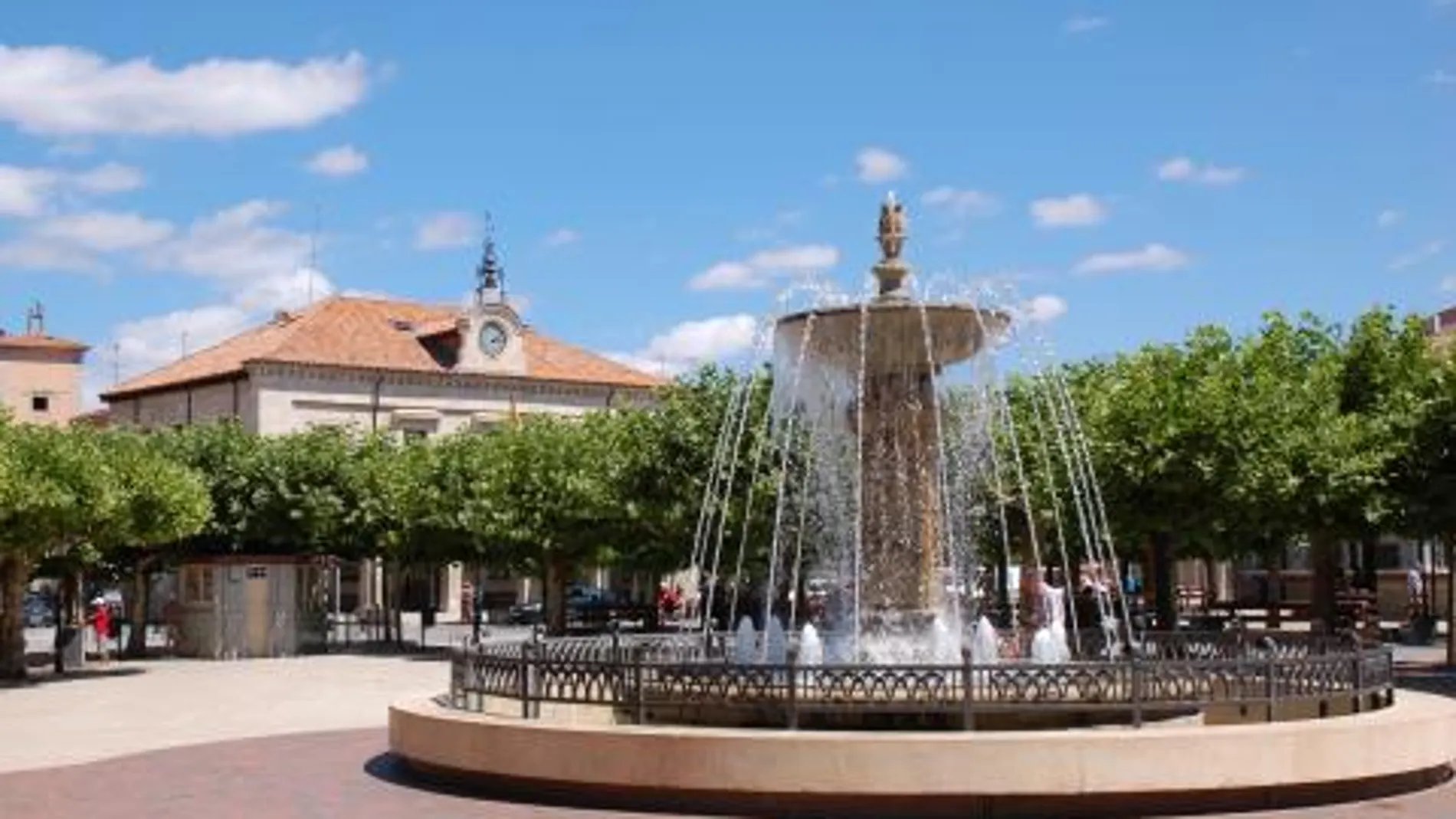 Plaza y Ayuntamiento de Villarcayo