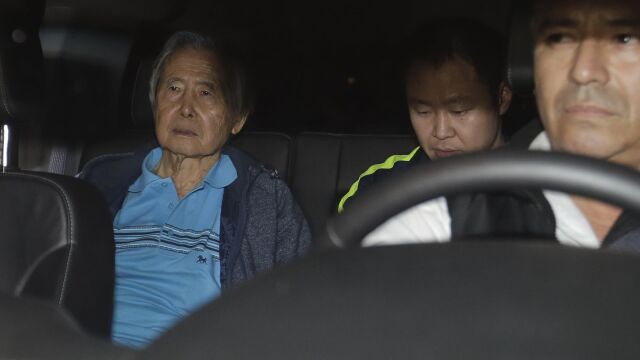 Perú.- El expresidente de Perú Alberto Fujimori es ingresado para realizarle a una biopsia