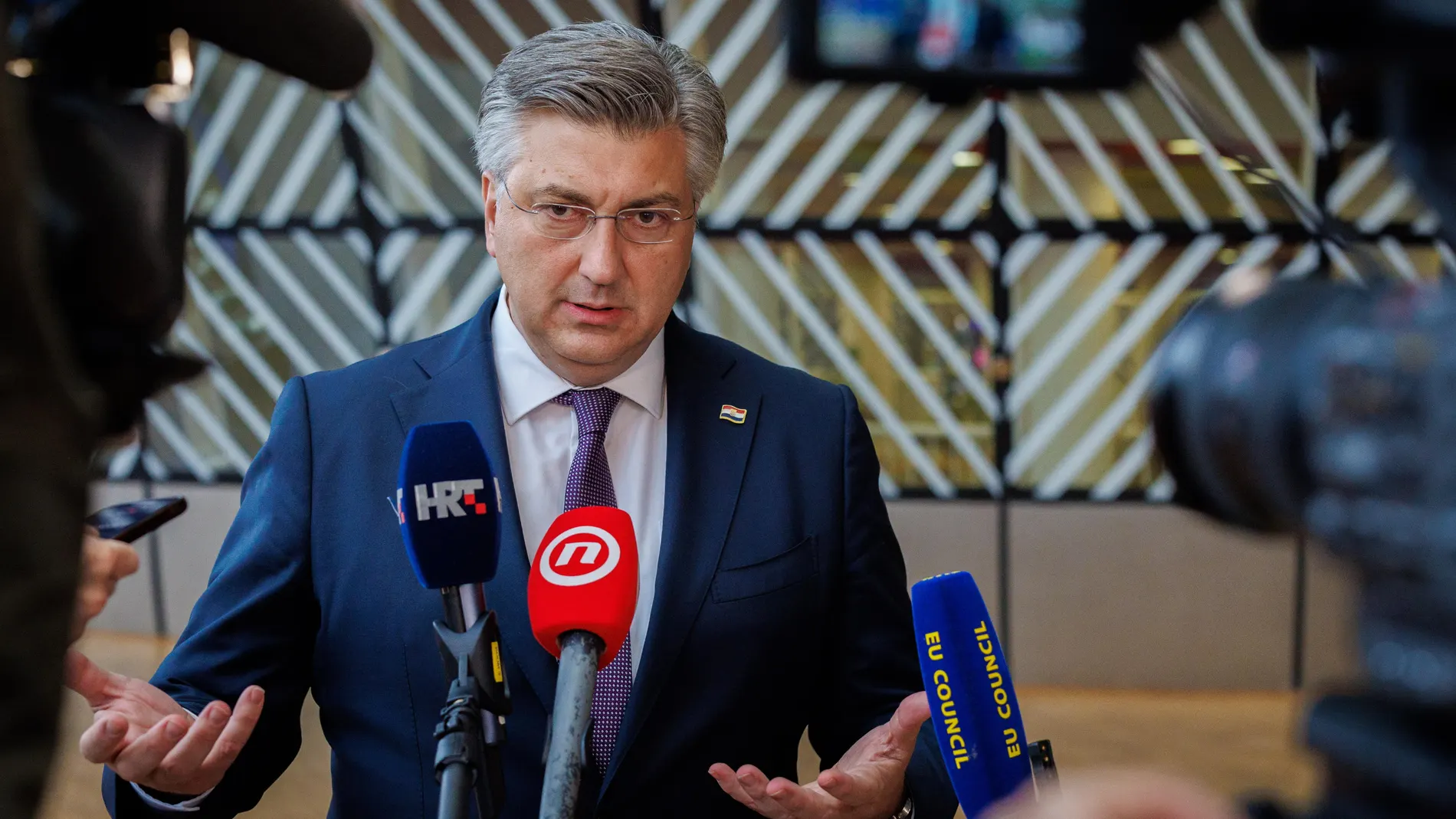 Brussels (Belgium), 29/04/2024.- Croatia's Prime Minister Andrej Plenkovic briefs the media following a meeting with a high EU official at the European Council in Brussels, Belgium, 29 April 2024. (Bélgica, Croacia, Bruselas) EFE/EPA/OLIVIER MATTHYS 