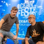 Juan Gómez-Jurado y Arturo González-Campos en el Oceanogràfic 