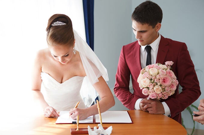 Durante el año 2023, en España se celebraron 22.632 matrimonios ante notario
