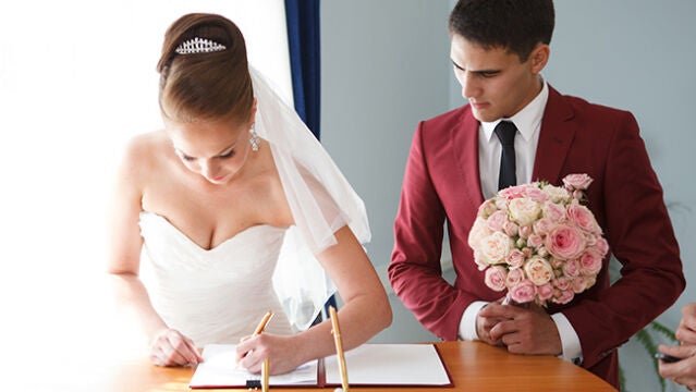 Durante el año 2023, en España se celebraron 22.632 matrimonios ante notario