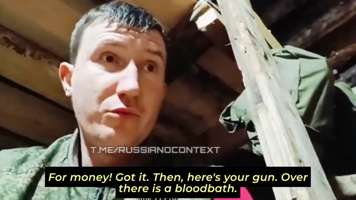 “Bienvenidos al infierno”: el vídeo viral de un soldado ruso advirtiendo a posibles reclutas de no ir a la guerra “por dinero”