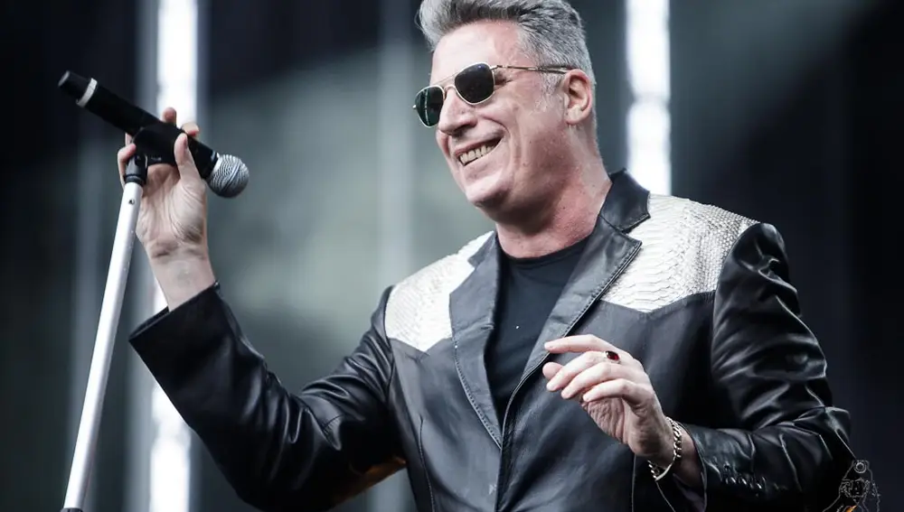 Loquillo, en una actuación