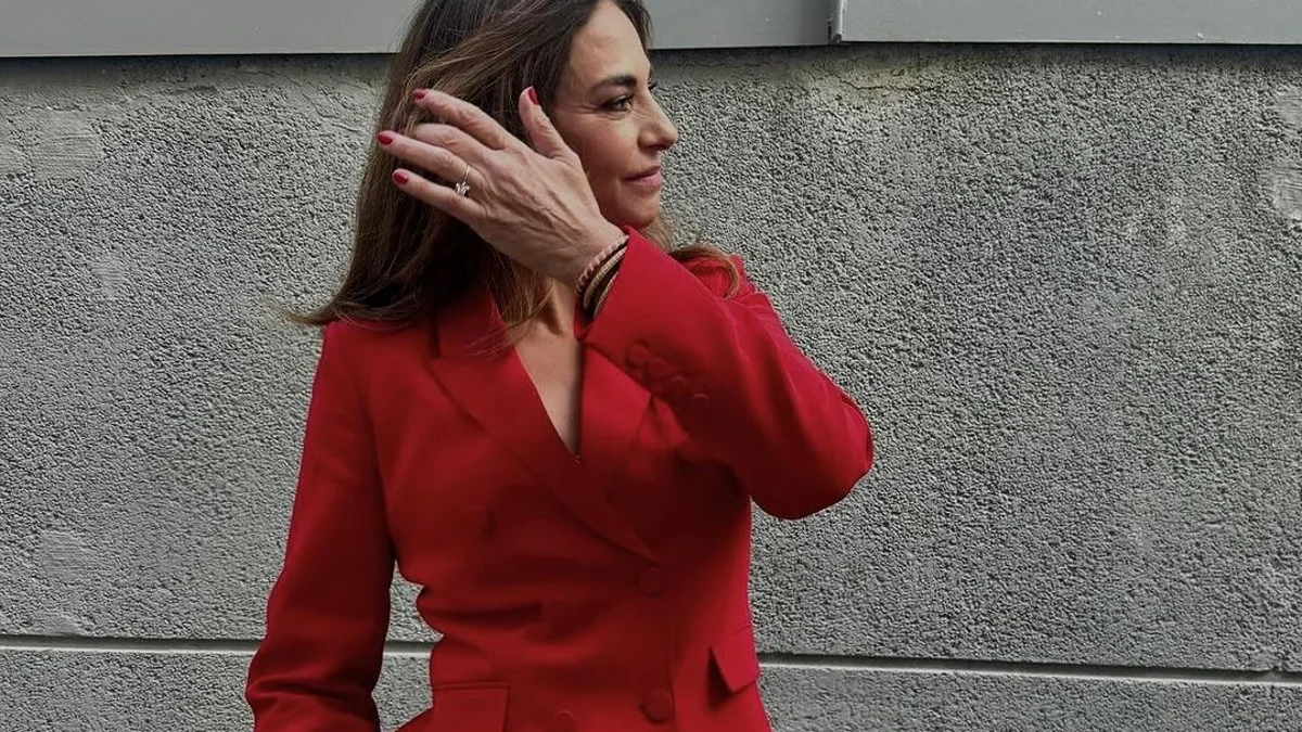 Mariló Montero empieza mayo con el traje rojo que adoran todas las royals como la Reina Letizia o Kate Middleton