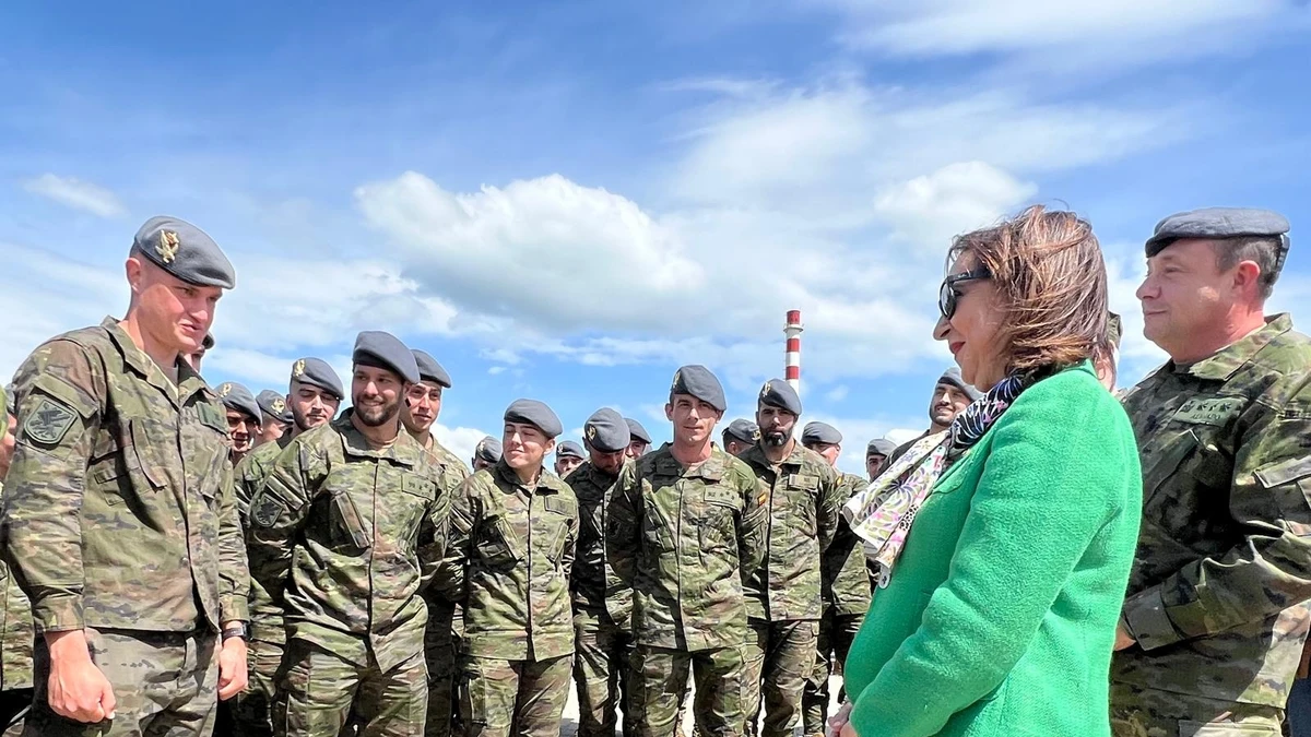 España desplegará en Eslovaquia helicópteros de combate en el batallón de la OTAN