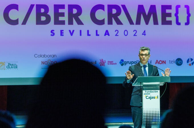 Bolaños participó en el I Congreso Internacional sobre Ciberdelincuencia en Sevilla