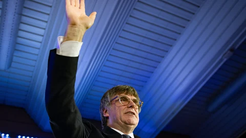 El expresidente de la Generalitat de Catalunya y candidato de Junts a las elecciones catalanas, Carles Puigdemont, durante un acto de campaña, en Jean Carrère Space, a 1 de mayo de 2024, en Argelès (Francia).