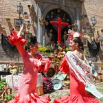 Día tradicional de la Cruz en Granada