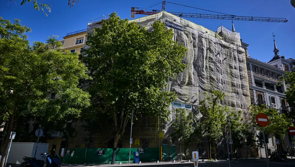 Los Franco venden la residencia de su madre en Madrid, reconvertida en pisos de lujo. Las siete viviendas del edificio en la calle Hermanos Bécquer son la joya inmobiliaria de la familia en la capital.