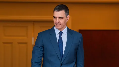 Fútbol.- Pedro Sánchez felicita al Real Madrid tras proclamarse campeón de Liga