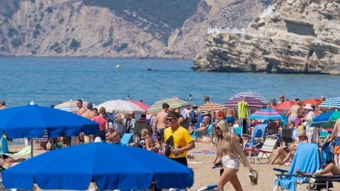 Calor y playa durante este mes de mayo en Benidorm