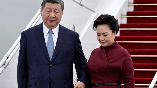 Chinese President Xi Jinping arrives for a state visit in France
