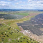 Proyecto fotovoltaico de 100MW actualmente en construcción en Mérida (Badajoz)