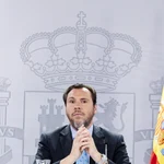 El ministro de Transportes y Movilidad Sostenible, Óscar Puente, durante una rueda de prensa posterior a la reunión del Consejo de Ministros, a 7 de mayo de 2024, en Madrid (España).