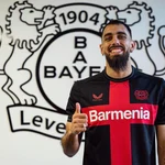 Borja Iglesias con el Bayer Leverkusen