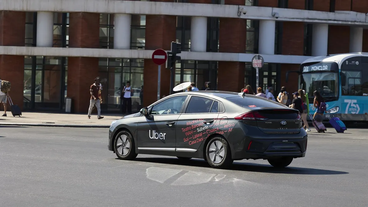 Uber busca crecer en Madrid: permitirá compartir viajes para sacar ventaja al taxi