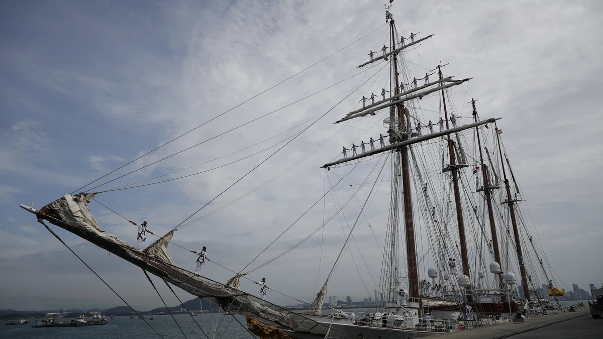 Cádiz y A Coruña se unen para celebrar el centenario de la botadura del Juan Sebastián Elcano en 2027