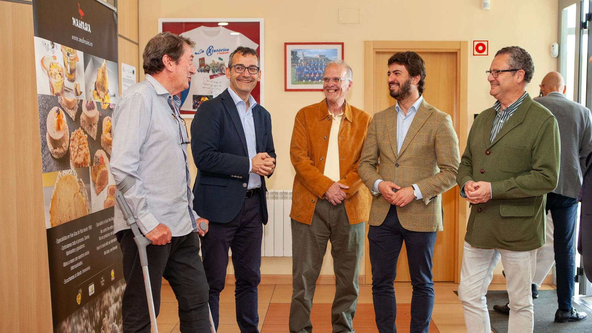 El vicepresidente Juan García-Gallardo visita, junto al consejero Gerardo Dueñas, una empresa agroalimentaria de Soria
