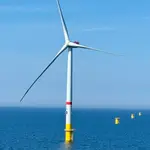 Primera turbina del parque eólico marino de Baltic Eagle en Alemania