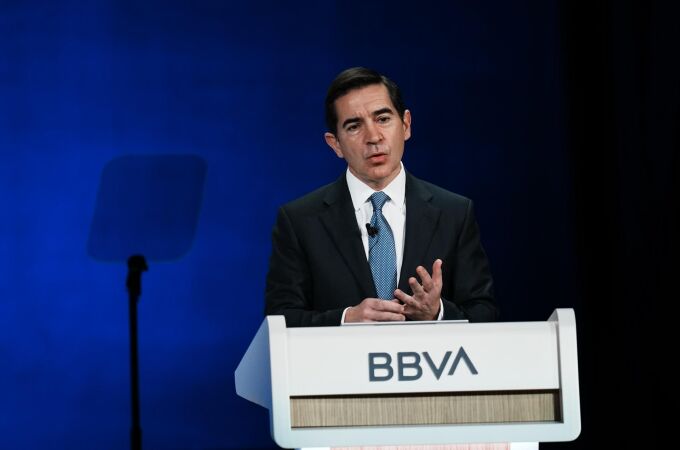 Economía.-(AM) BBVA respeta el rechazo del consejo de Sabadell a la fusión, pero ve "sentido" lanzarla a los accionistas