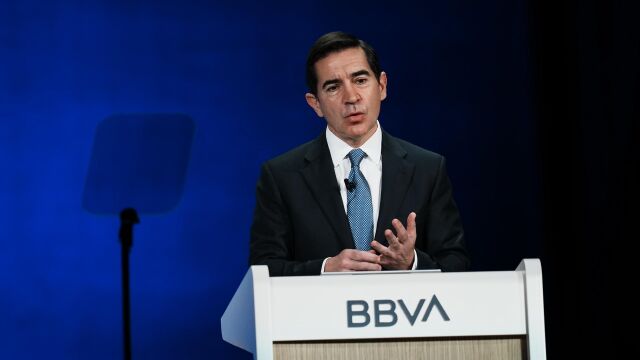 Economía.-(AM) BBVA respeta el rechazo del consejo de Sabadell a la fusión, pero ve "sentido" lanzarla a los accionistas