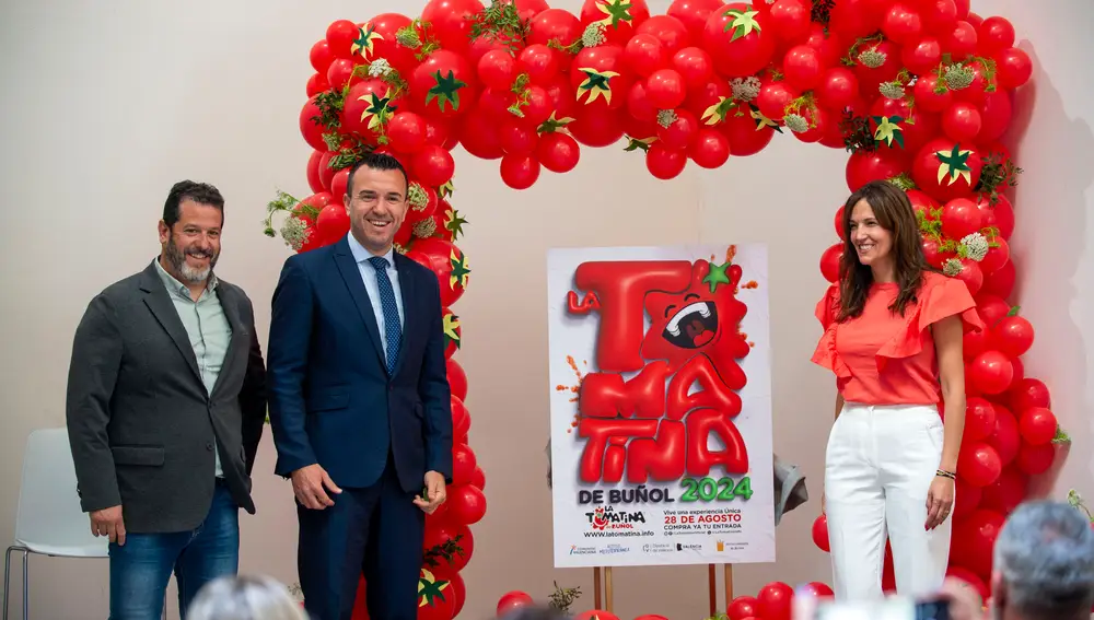 Turismo.- La Tomatina de Buñol sacará a la venta 30 entradas VIP por 500 euros para subir a los camiones