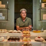 Negocios centenarios: Pastelería y confitería La Mallorquina en la puerta del Sol en Madrid.© Alberto R. Rold