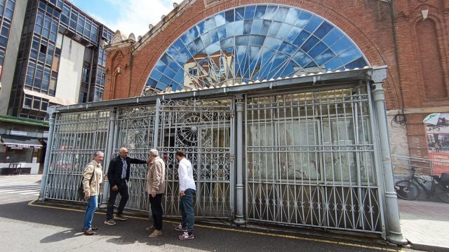Cierre del Mercado de Abastos de Zamora que cumple 120 años, para someterse a una reforma integral
