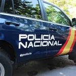 Muere un motorista tras impactar con un coche de la Policía Nacional en Córdoba